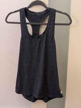 Vuori Racerback,Sz S - Excellent Condition